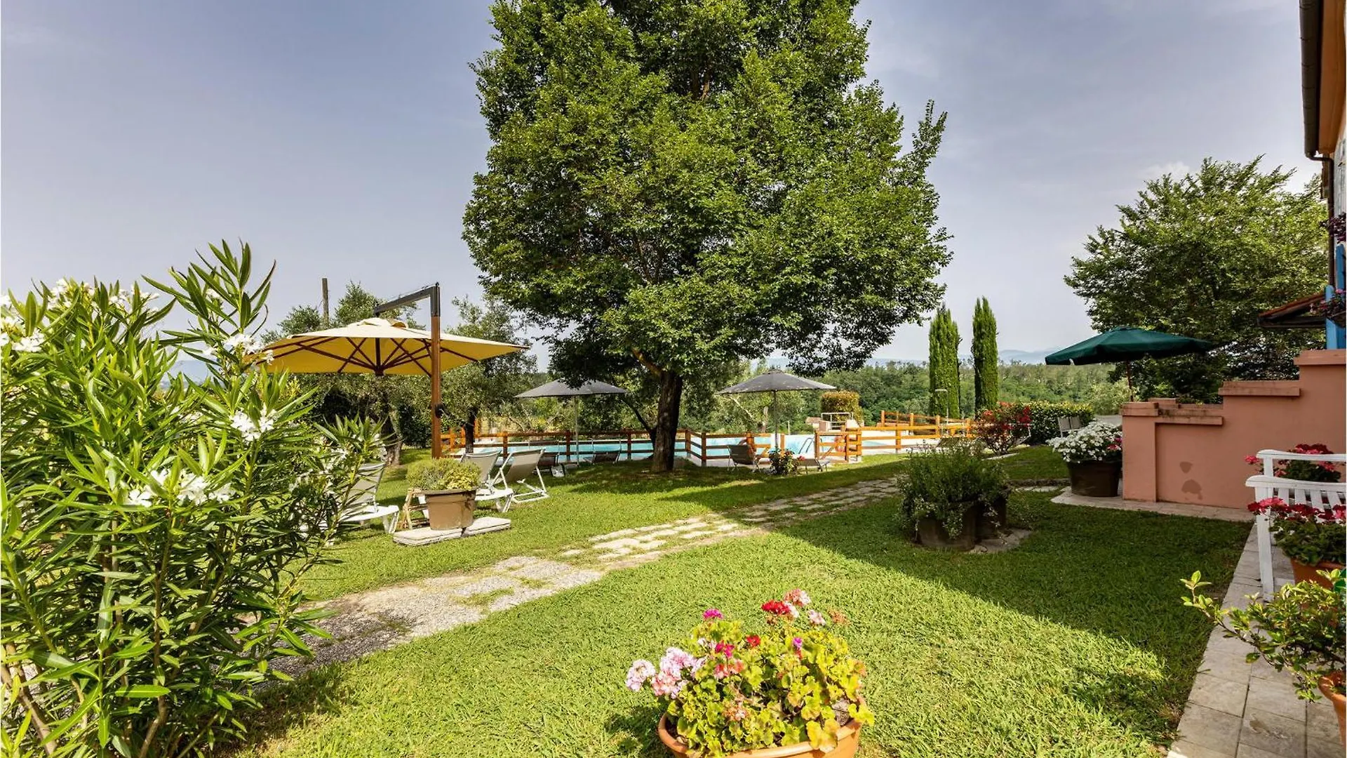 3 Bedroom Amazing Apartment In Lazzeretto