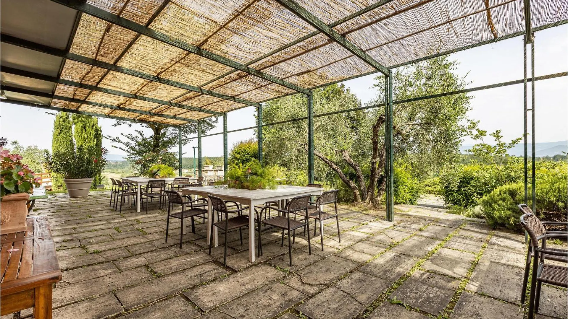 3 Bedroom Amazing Apartment In Lazzeretto